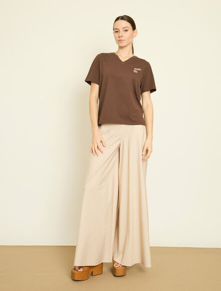 BGN WORKSHOP - PLAJ SANDALYESI-SEMSIYE NAKISLI PAMUKLU T-SHIRT