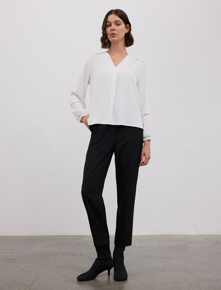 BGN WORKSHOP - V YAKA-PILELI GUPUR DETAYLI SATEN BLUZ