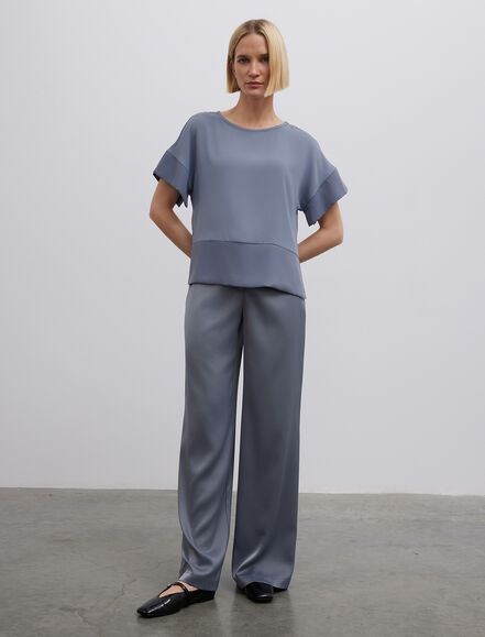 BGN WORKSHOP - Yanı Yırtmaçlı Rahat Kesim Saten Bluz